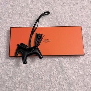 Hermes Rodeo charm PM